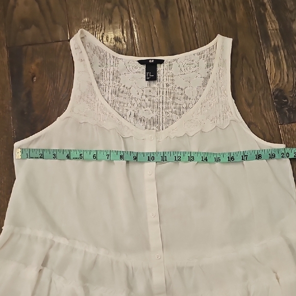H&M Cream Lace Button-Down Blouse - Picture 3 of 6